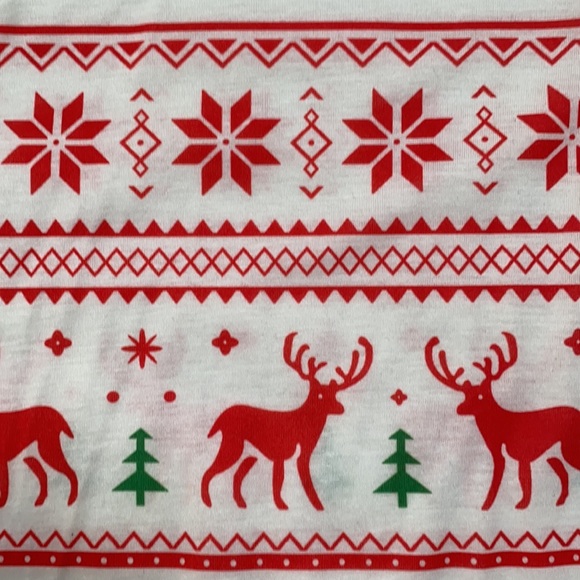 🎉2X HP🎉 C+D+M Fair Isle Reindeer LS Tee 💗 White Red Green - Picture 10 of 12